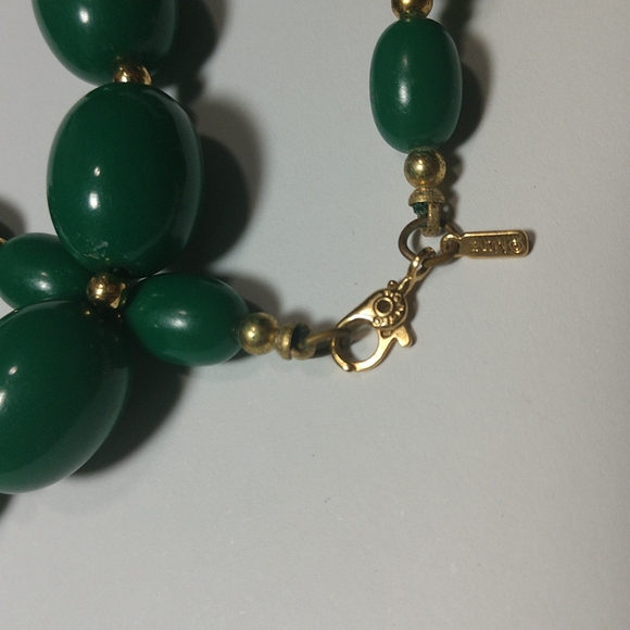 Monet Green & Gold Necklace Vintage 24K Gold Plated  26" Graduating Ovals - Picture 10 of 10